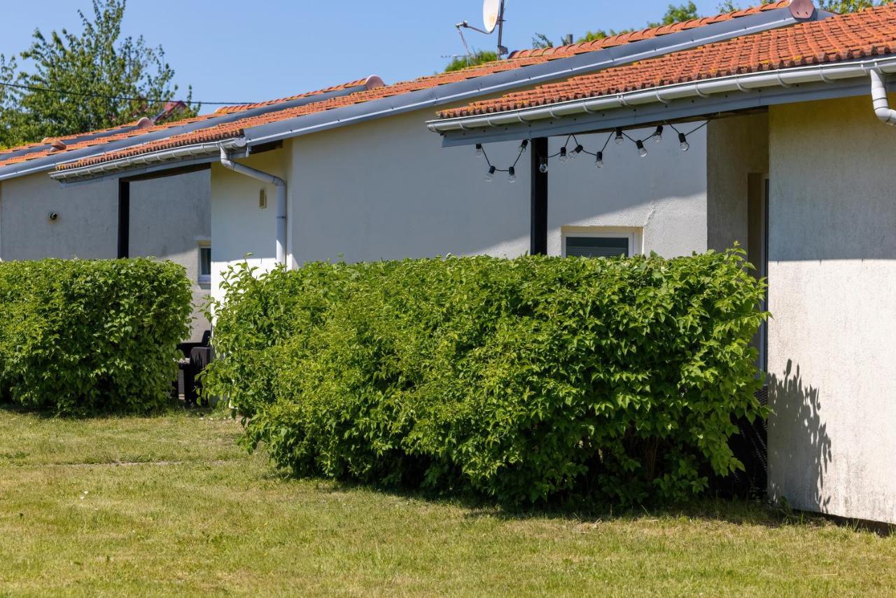 Baltic Center Bungalows Sarbinowo Exterior photo